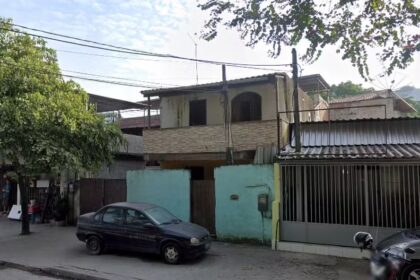 Adolescente é apreendido no Rio após matar os pais a marteladas e depois colocar fogo no quarto do casal