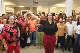 Câmara de SJB aprova contas de Carla Machado e de Carla Caputi
