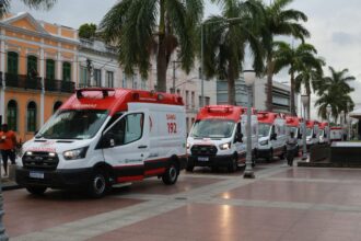 Prefeitura de Campos colocará ambulâncias do SAMU em atividade após receber veículos do Estado há mais de um ano