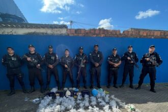 Polícia Militar apreende grande quantidade de drogas dentro de creche, em Campos