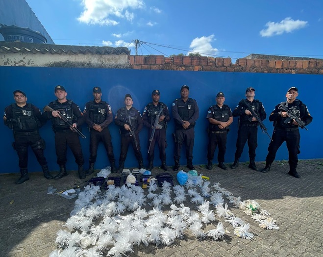 Polícia Militar apreende grande quantidade de drogas dentro de creche, em Campos