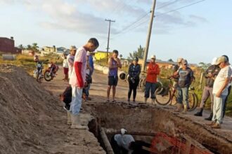Homem é encontrado morto em buraco de obra, em SFI