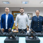 Guarda de Campos recebe 60 pistolas da GCM de Vila Velha e vai iniciar treinamento de agentes