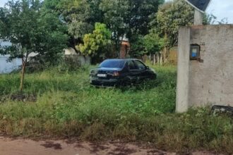 Dois homens são encontrados mortos dentro do porta-malas de um carro, em SFI