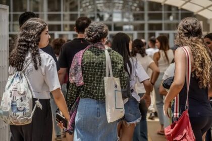 Governo publica decreto que proíbe graduações EAD de Medicina, Direito, Odontologia, Enfermagem e Psicologia