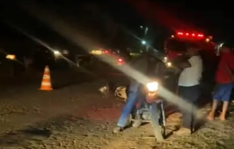Homem morre e outras duas pessoas ficam feridas em grave acidente entre duas motos