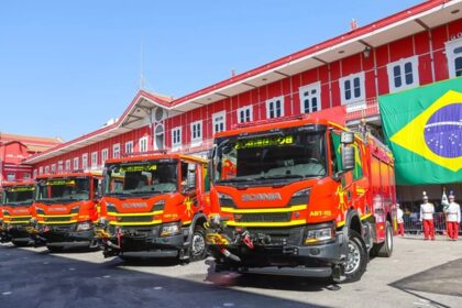 Governo do Estado reforça frota do Corpo de Bombeiros com 40 novos caminhões de combate a incêndio