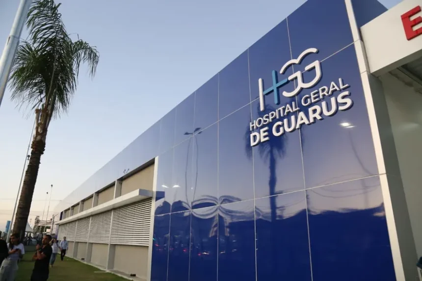 Cansado de esperar, homem quebra porta do HGG, em Campos, e acaba preso