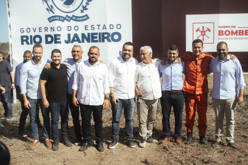 Em Campos, Cláudio Castro e Rodrigo Bacellar lançam pedra fundamental do Corpo de Bombeiros, ampliam Segurança Presente e visitam Universidade da Baixada