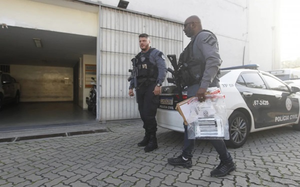 Quadrilha que furta, clona e vende carros alugados é alvo de ação