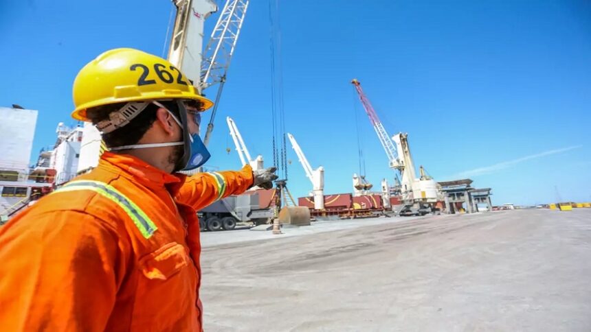 Porto do Açu tem 30 vagas de emprego disponíveis no Espaço da Oportunidade