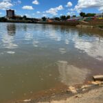 Águas do Paraíba confirma presença de algas no Rio Paraíba do Sul afetando a qualidade da água em Campos
