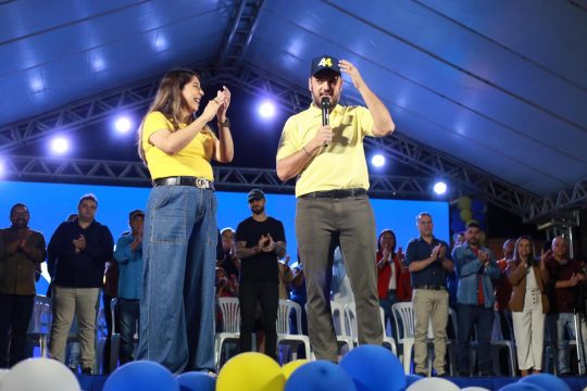 Com Rodrigo Bacellar, União confirma candidatura de Carla Caputi à reeleição em SJB