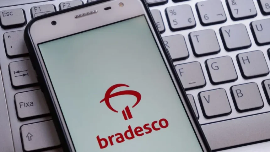 Bancos têm instabilidade após apagão cibernético e clientes reclamam nas redes