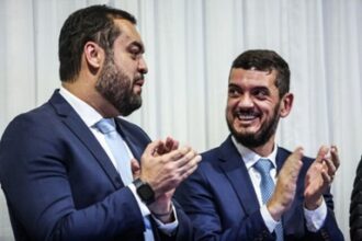 Cláudio Castro e Rodrigo Bacellar irão cumprir agenda e lançar obras no interior do Estado