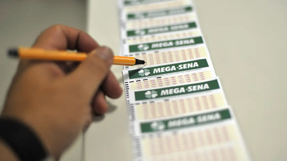 Mega-Sena sorteia nesta quinta-feira prêmio acumulado em R$ 16 milhões