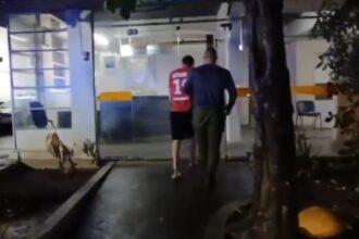 Homem não aceita ser expulso de casa, agride mulher e é preso pela Deam em Campos