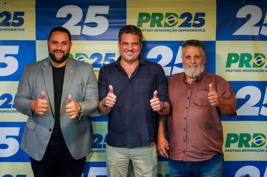 Thiago Rangel explica retirada de pré-candidatura, e Thuin é oficializado como pré-candidato a prefeito em Campos