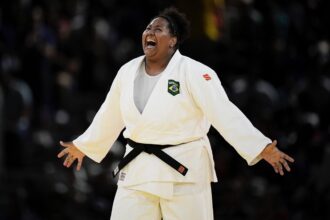 Bia Souza faz história e ganha primeiro ouro do Brasil nas Olimpíadas de Paris