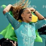 Representando o Brasil, Rebeca Andrade é ouro no solo em Paris