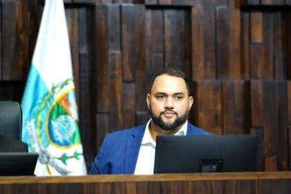 Thiago Rangel aponta ingratidão de Wladimir: “Governador fez tudo por Campos”