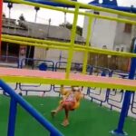 Criança perde parte do dedo em brinquedo na pracinha da Estância, em Campos