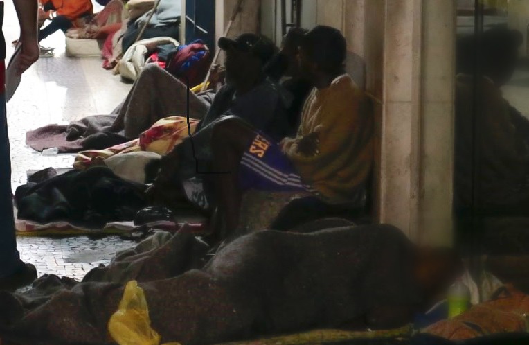 Miséria é o principal cartão postal em Campos, a pobre cidade rica