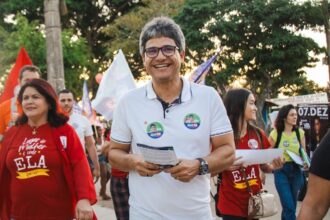 PT tem R$ 620 milhões de Fundo Eleitoral, mas candidato petista de Campos faz “vaquinha” para comprar santinhos