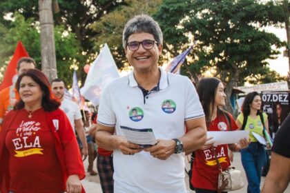 PT tem R$ 620 milhões de Fundo Eleitoral, mas candidato petista de Campos faz “vaquinha” para comprar santinhos