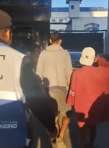 Casal em situação de rua suspeito de esfaquear funcionário de igreja é detido em Campos