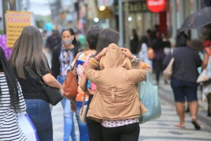 Temperaturas devem despencar em Campos e região durante primeira onda de frio do inverno