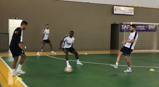 Seleção Brasileira de Futsal treina em Nova Friburgo durante prepração para Copa do Mundo