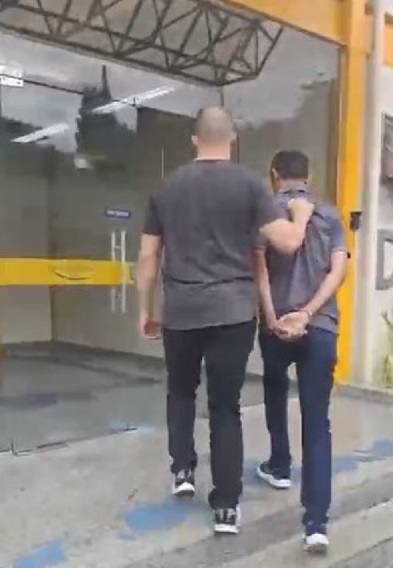 Homem é preso acusado de estuprar sobrinha de 10 anos
