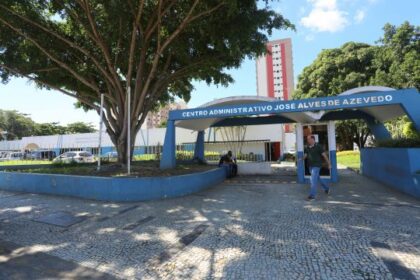 Artistas de Campos protestam contra atraso no repasse das verbas da Lei Paulo Gustavo por parte da Prefeitura