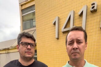 Candidato à prefeitura de São Fidélis é alvo de ataque durante caminhada