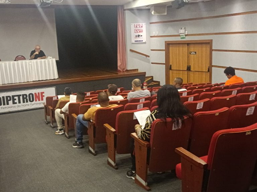 Trabalhadores da hotelaria nas plataformas da Bacia de Campos anunciam greve 
