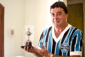 César, natural de São João da Barra e ídolo do Grêmio, morre aos 68 anos