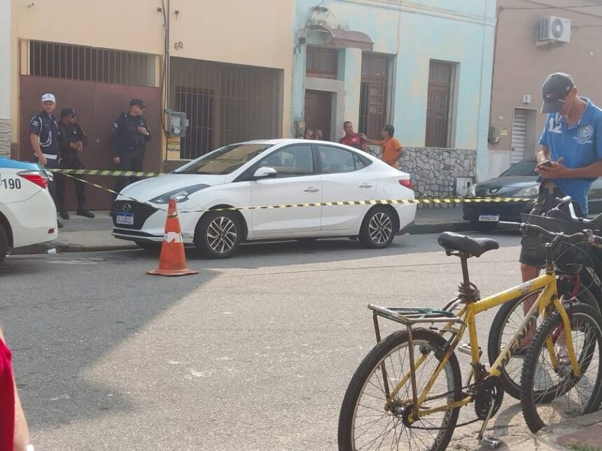 Homem que foi encontrado morto dentro de carro em Campos era funcionário da FMIJ e estava de plantão
