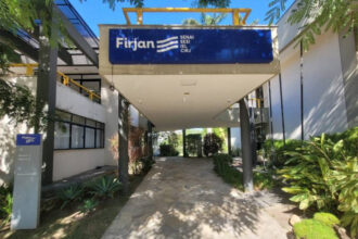 Firjan SENAI com inscrições abertas para vagas  gratuitas em turmas de cursos técnicos e de qualificação profissional em Campos e Macaé