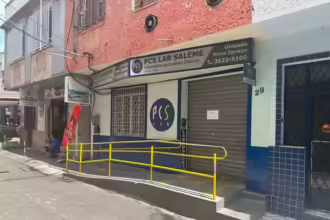 Paciente infectado por HIV durante transplante é internado no Rio