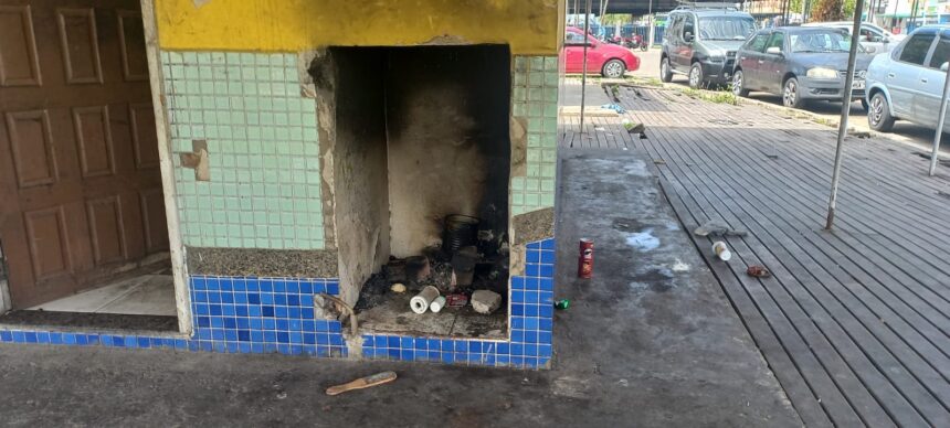 Corpo de Bombeiros é chamado para controlar incêndio e encontra corpo carbonizado em Campos