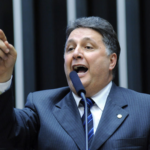 STJ suspende condenação que impedia Garotinho de ser candidato a vereador do Rio