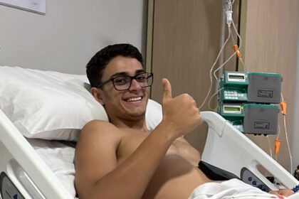 Após mais de um mês internado, jovem baleado durante assalto em Campos tem alta do hospital