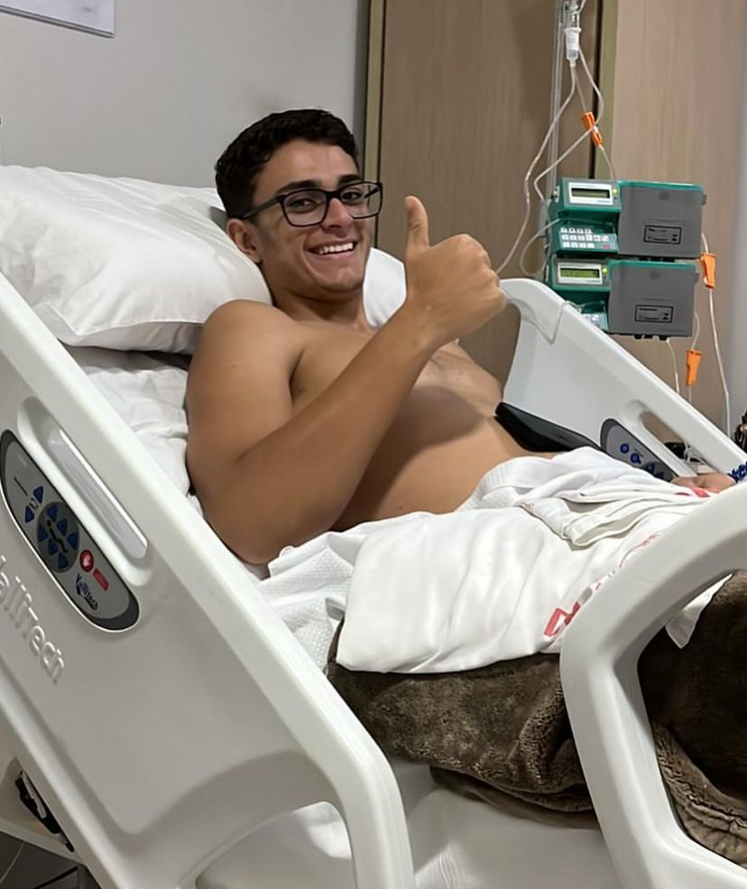 Com sede de recomeço, jovem que ficou paraplégico após ser baleado em assalto deve ter alta nesta semana