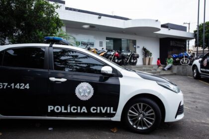 EXCLUSIVO: Pai e irmã do acusado de atropelar e matar própria mãe prestam depoimento na delegacia; veja detalhes