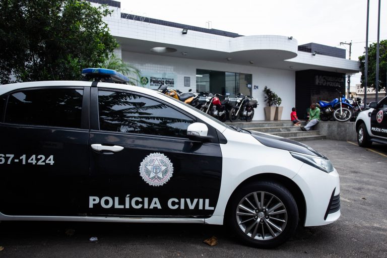 EXCLUSIVO: Pai e irmã do acusado de atropelar e matar própria mãe prestam depoimento na delegacia; veja detalhes