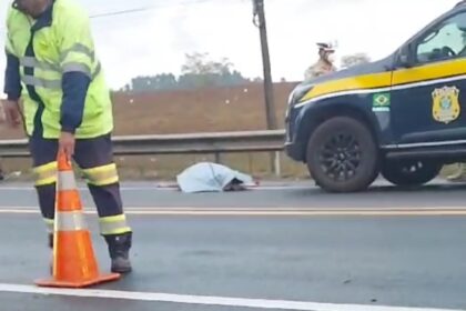Mulher morre após ser atropelada por carro na BR-101, em Campos