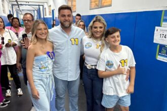 Wladimir vota e diz que acredita que vai vencer no 1º turno