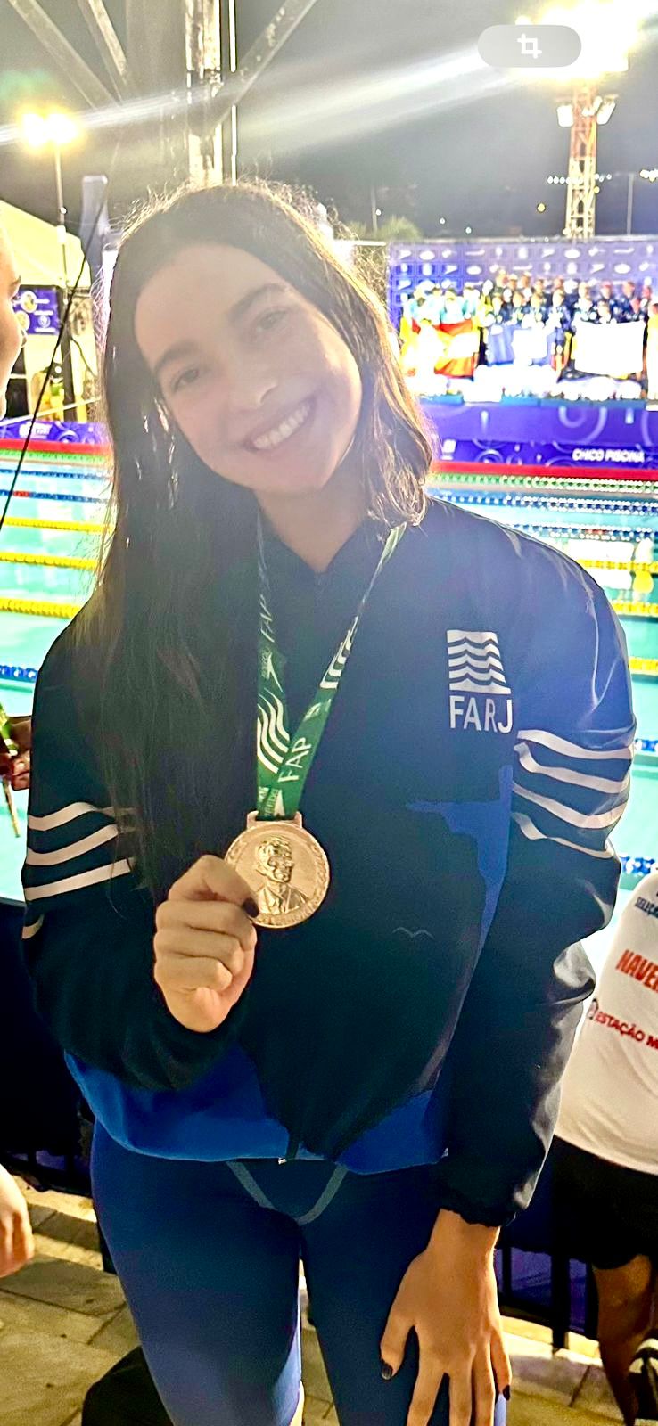 Jovem nadadora campista conquista duas medalhas no Campeonato Internacional de Natação
