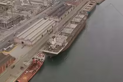 Dois anos depois, navio que bateu na Ponte Rio-Niterói é comprado e será levado para a Turquia